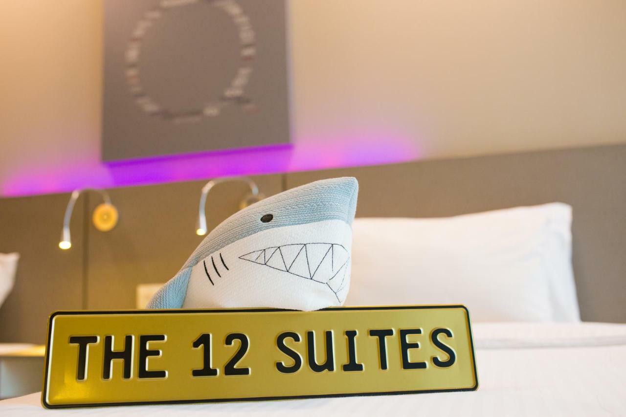 The 12 Suites @ Empire Damansara Petaling Dzsaja Kültér fotó